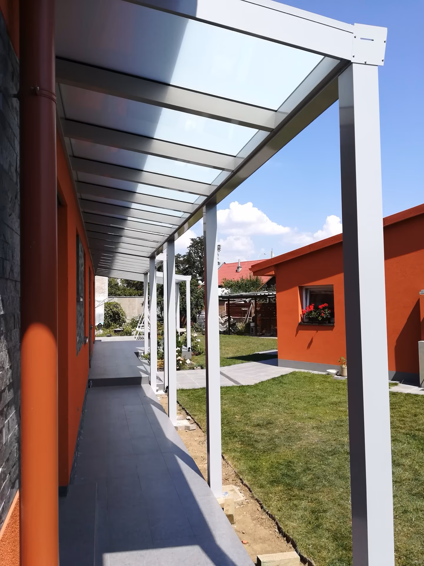 DELUXE hliníková pergola, realizace 1
