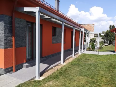 DELUXE hliníková pergola, realizace 3